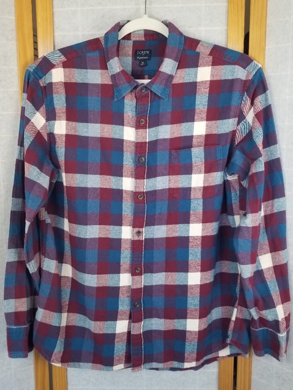 J. Crew Flannel Shirt Blue Red 100% Cotton Long Sleeve Button Down Size XL